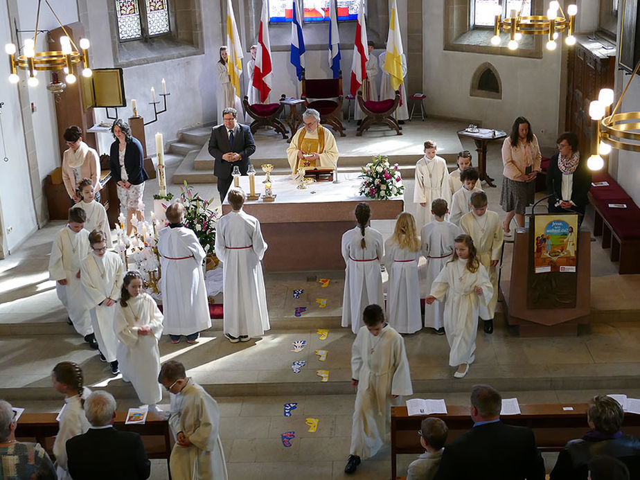 Feier der 1. Heiligen Kommunion in Sankt Crescentius (Foto: Karl-Franz Thiede)